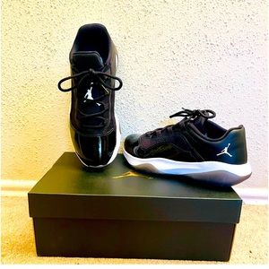 Air Jordan 11 CMFT Low
